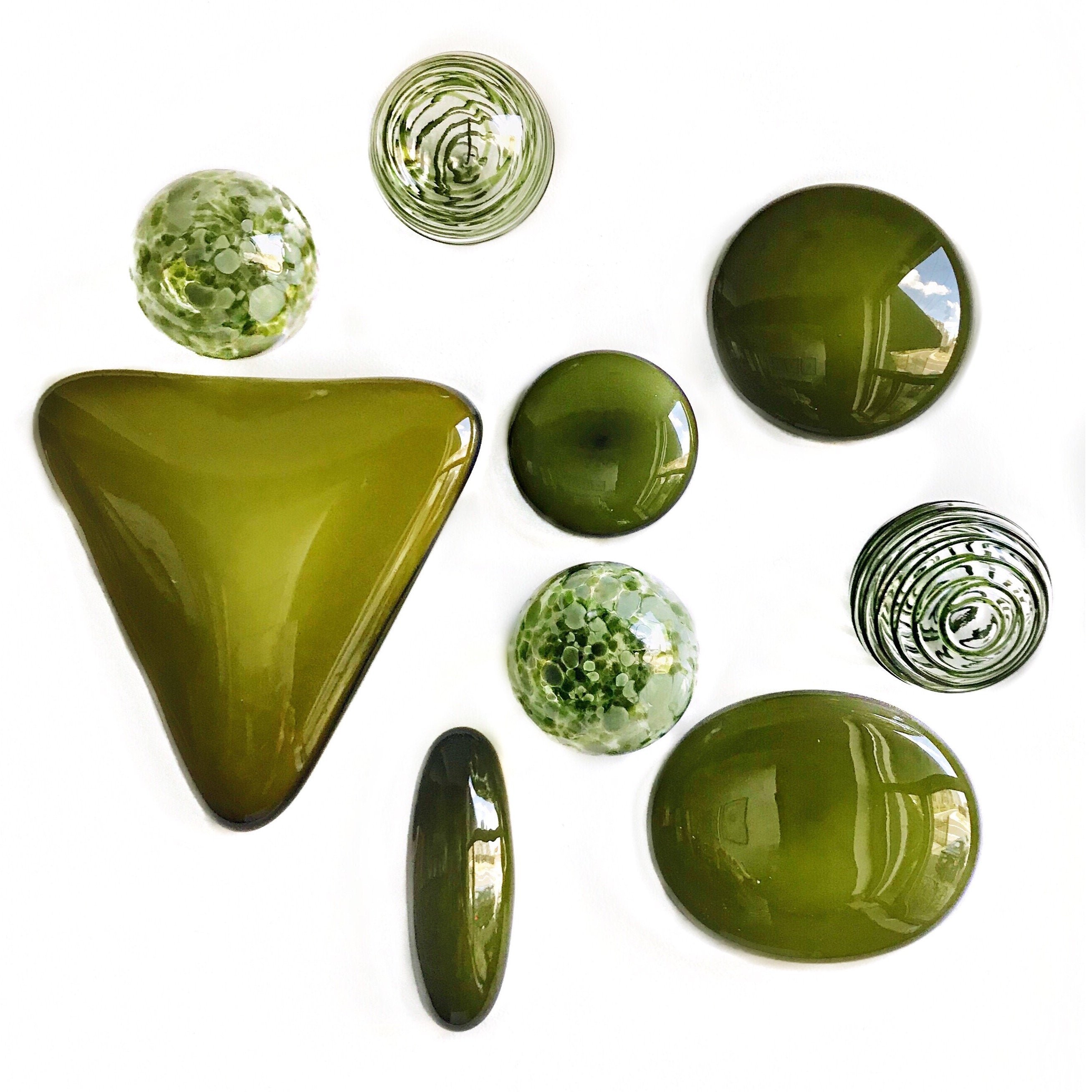 9 PC.WW STONES&Decorative Glass Balls-OLIVE - Worldly Goods Too