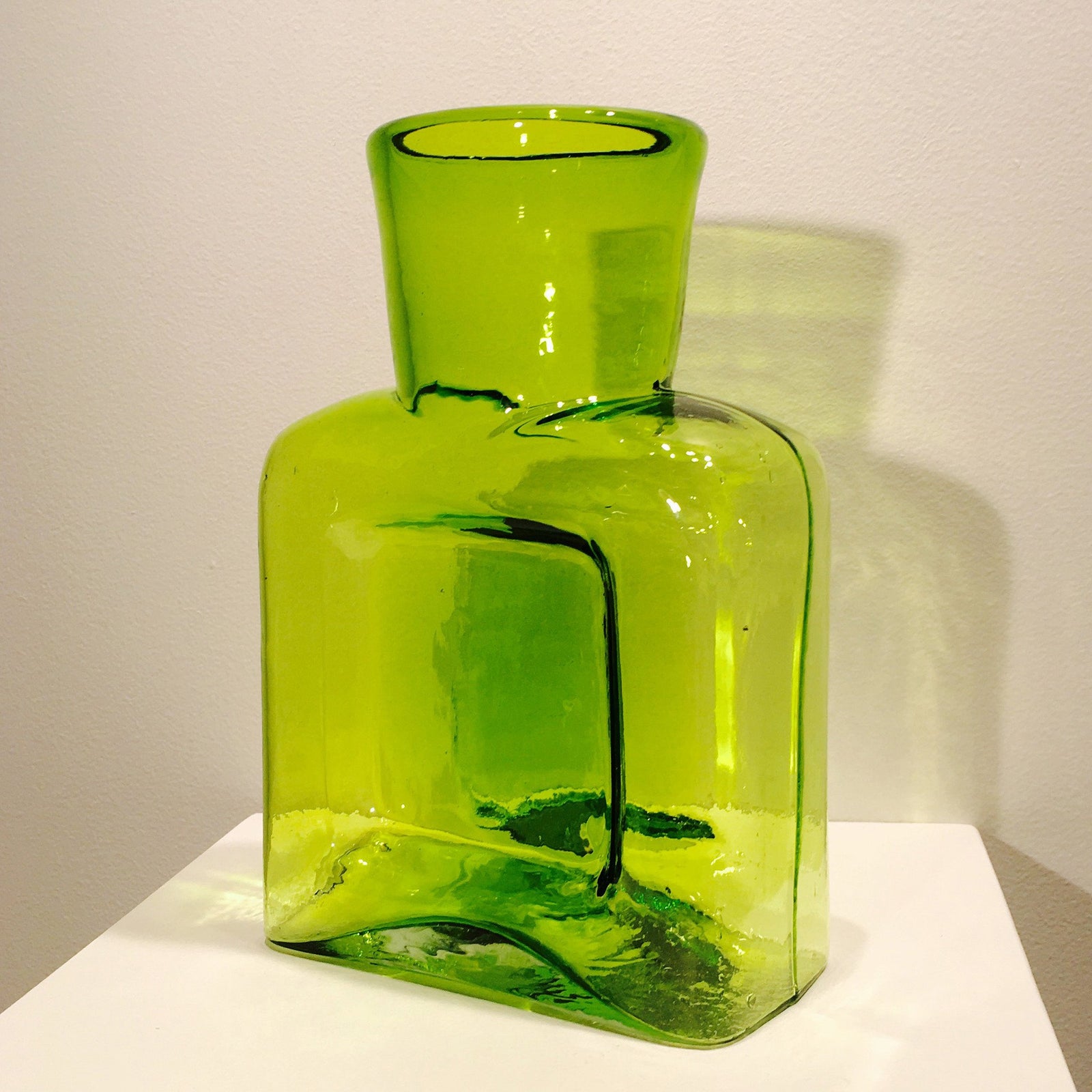 CINTHIA BOTTLE-LIME - Worldly Goods Too