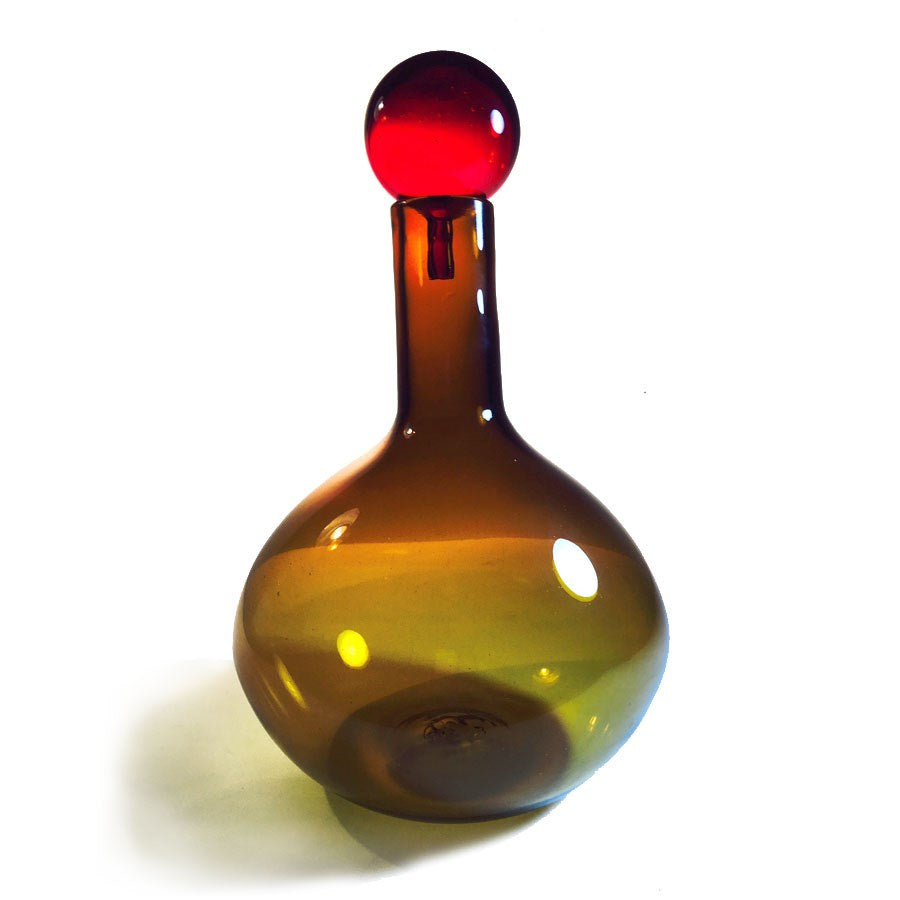 Dramatic Bottle-Round