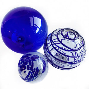 Glass Balls SPHERE SET/3-COBALT THREAD - Worldly Goods Too